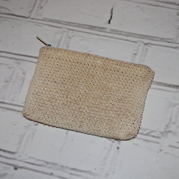 🤎✨ Woven Beige Coin Purse · 4"x6" · Zipper Closure - Picture 4 of 5
